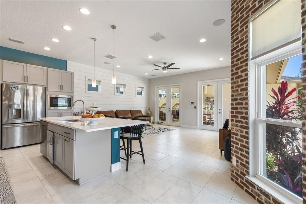 7933 Dausset Street - Photo 16