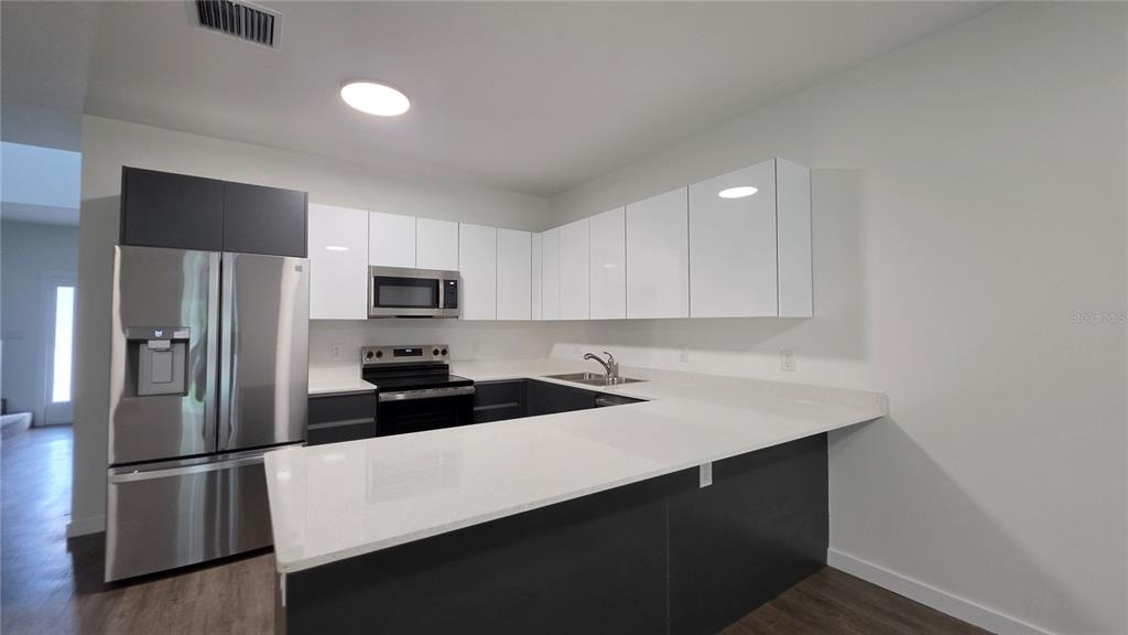 1589 Nw 29th Road - Photo 4