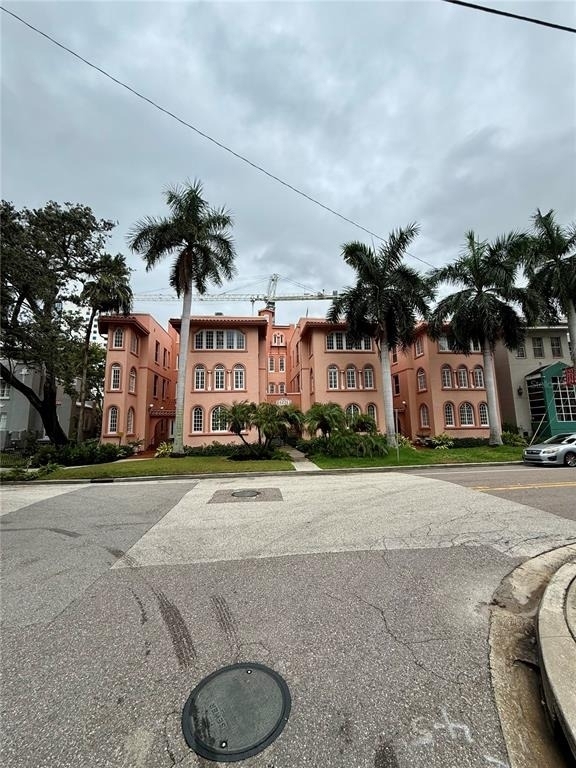1221 N Palm Avenue - Photo 1