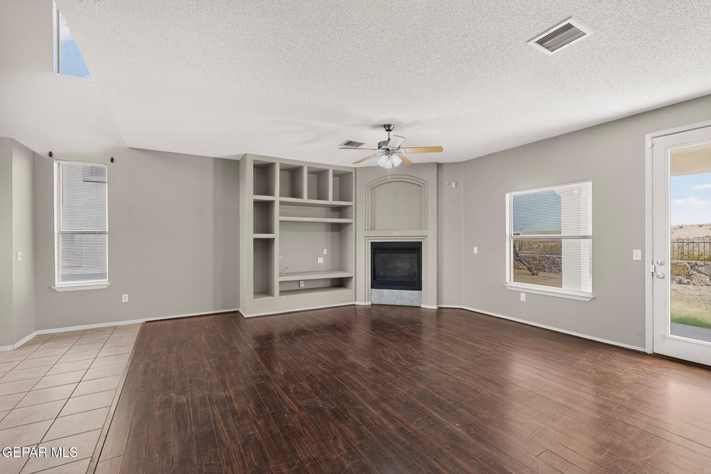 6633 Cabana Del Sol Drive - Photo 13