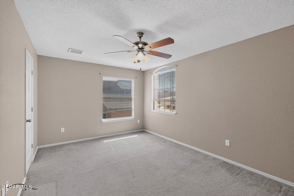 6633 Cabana Del Sol Drive - Photo 36