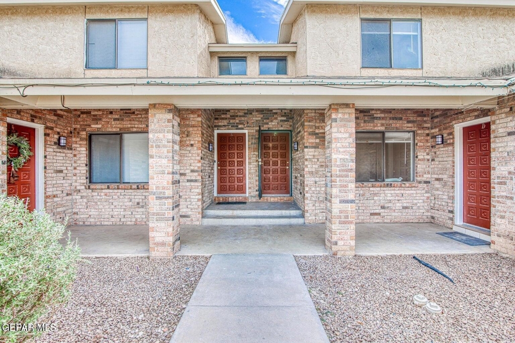 2012 Amy Sue Drive - Photo 2