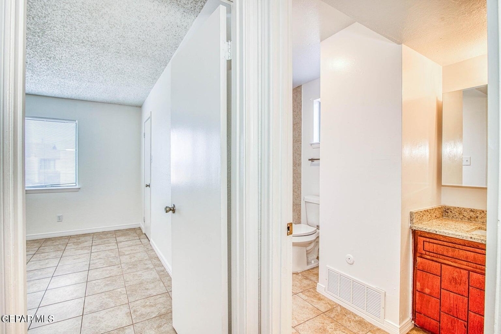 2012 Amy Sue Drive - Photo 32