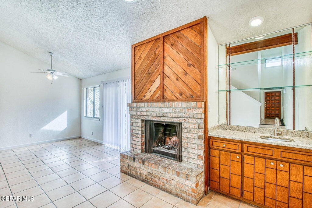 2012 Amy Sue Drive - Photo 11