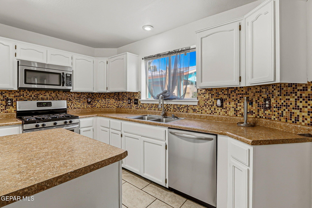 14148 Patriot Point Drive - Photo 8