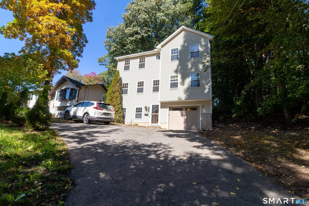 325 Farmington Avenue - Photo 36