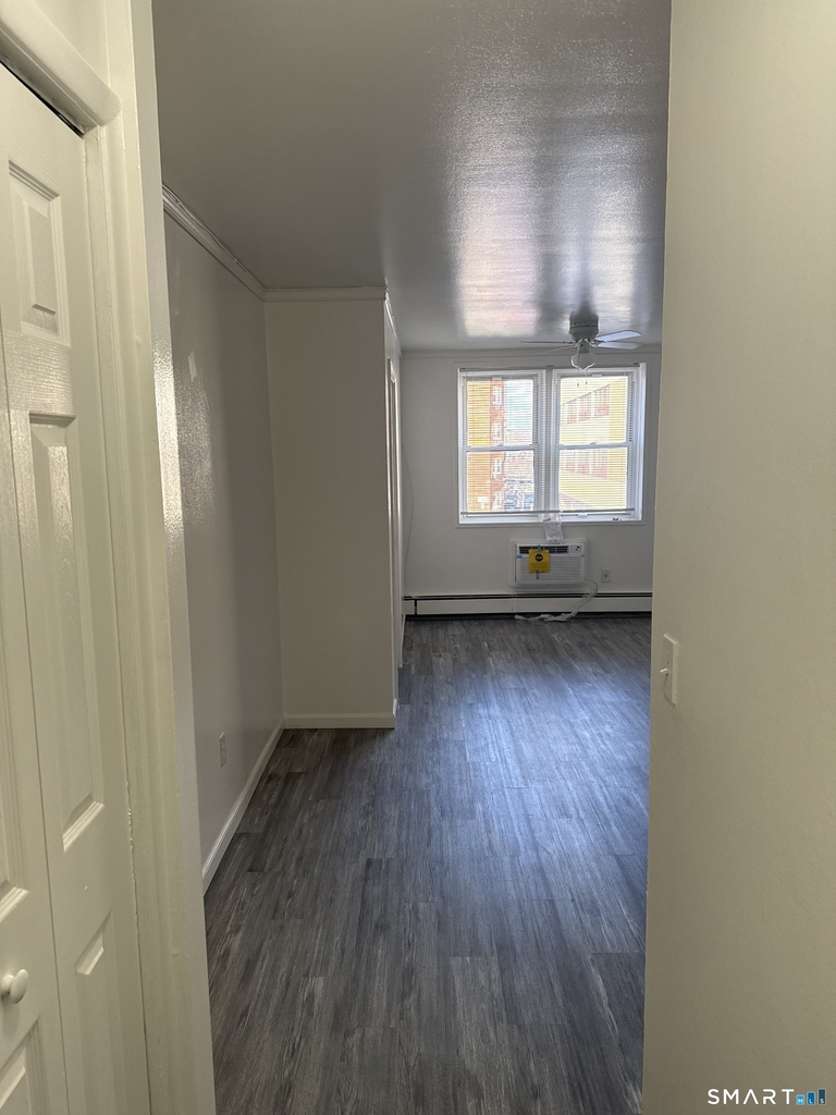 140 Grove Street - Photo 2