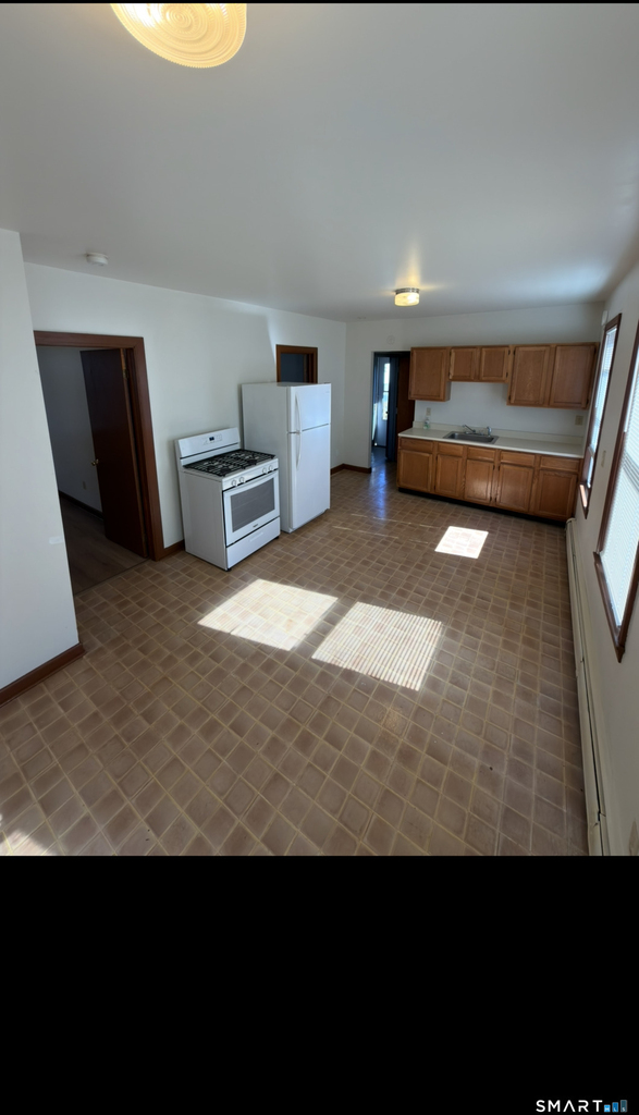 532 Carroll Avenue - Photo 1