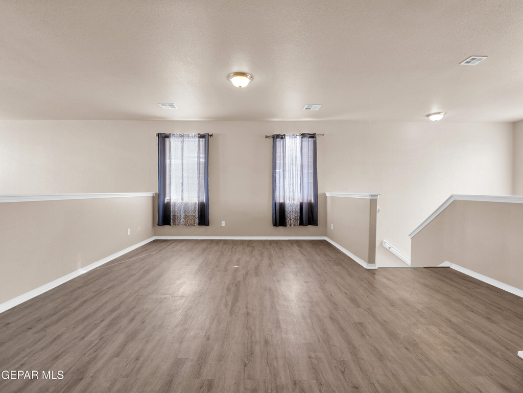 12400 Chamberlain Drive - Photo 14