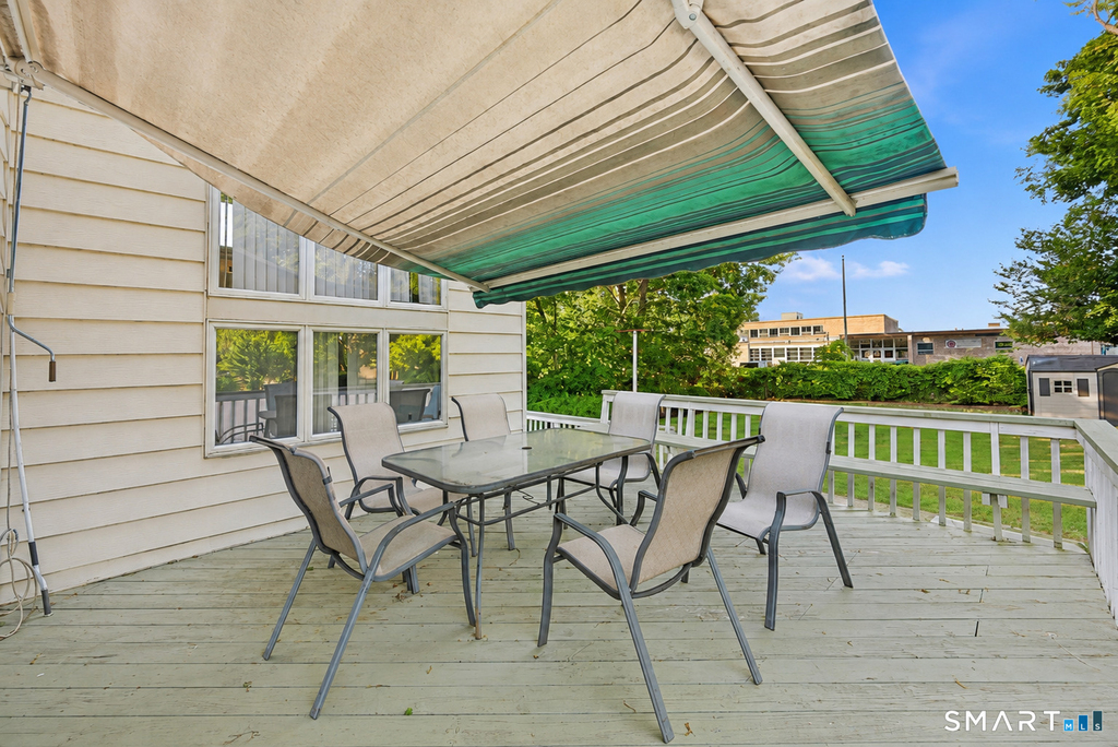 91 Bertrose Avenue - Photo 26