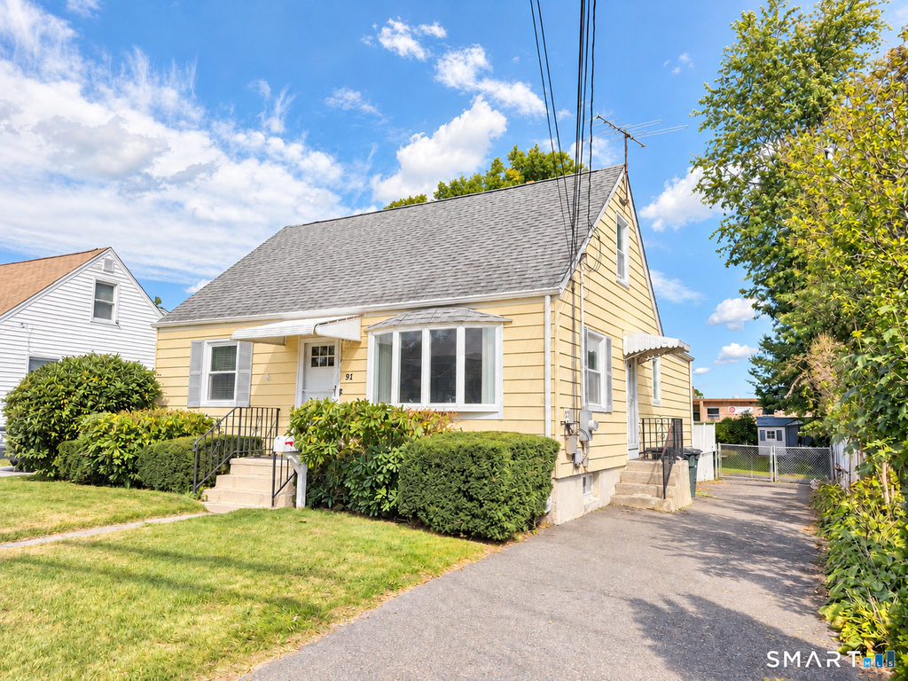 91 Bertrose Avenue - Photo 2