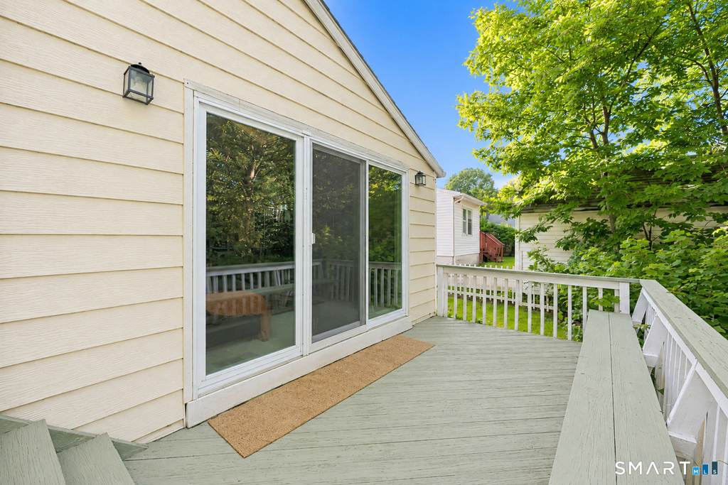 91 Bertrose Avenue - Photo 13