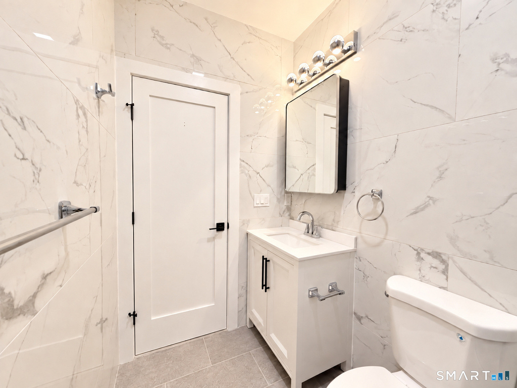 77 Ely Avenue - Photo 19