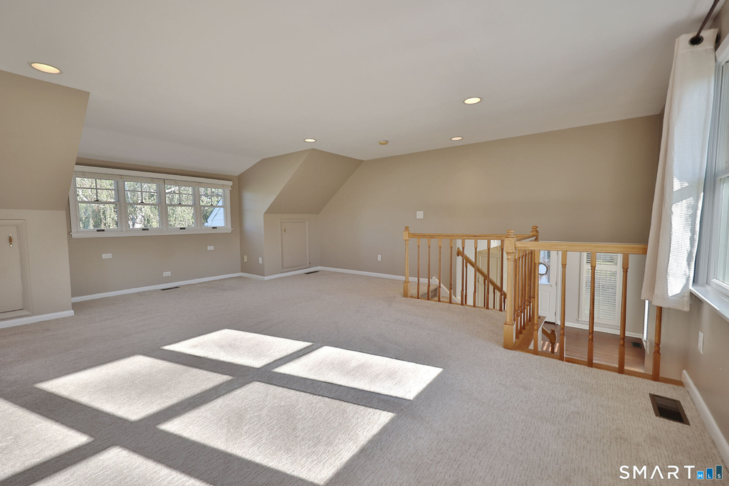 14 Maple Avenue - Photo 9