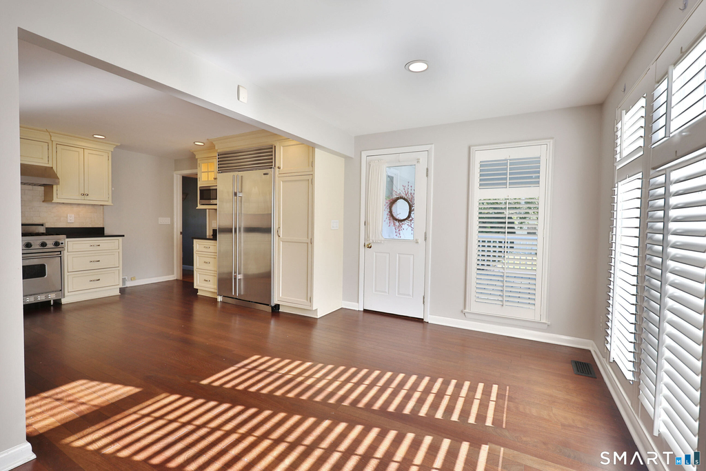 14 Maple Avenue - Photo 6