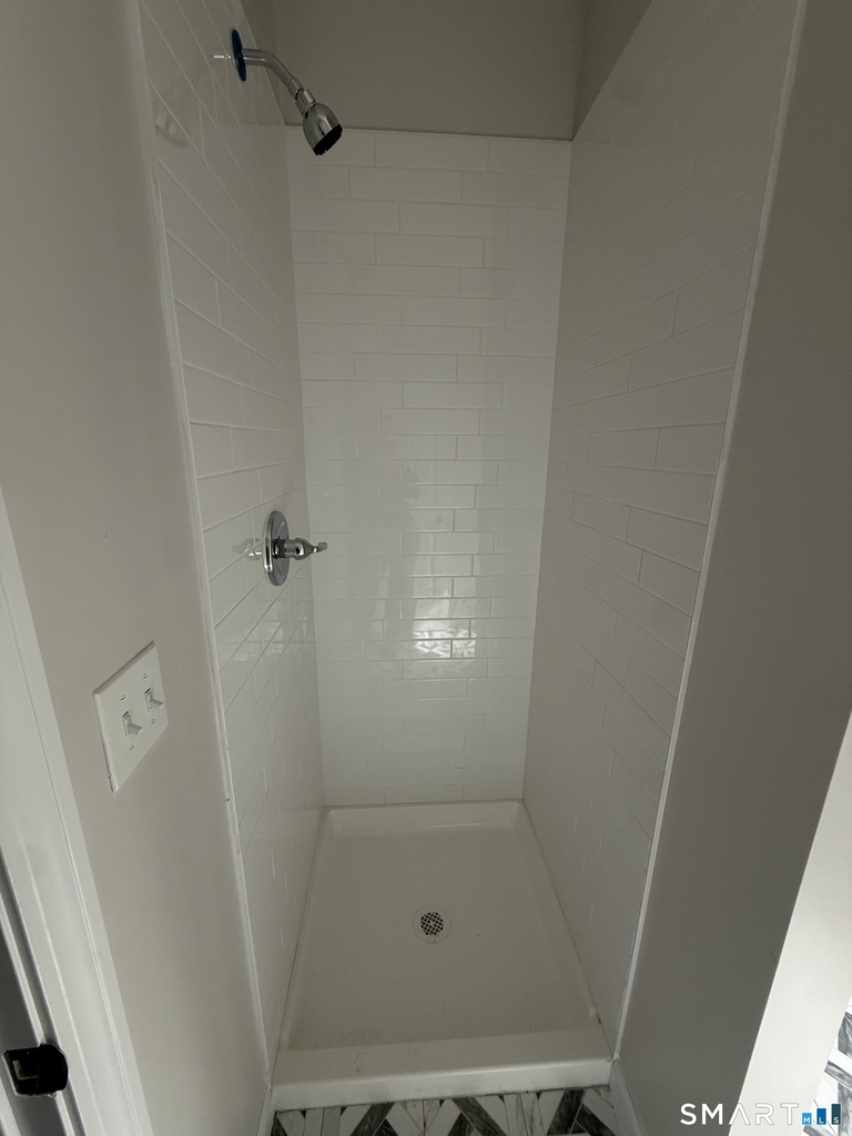 27 Main Street - Photo 5