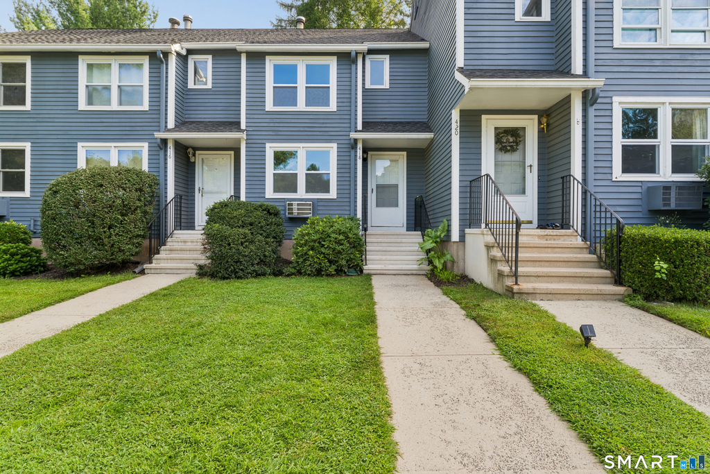 418 Greens Loop - Photo 0
