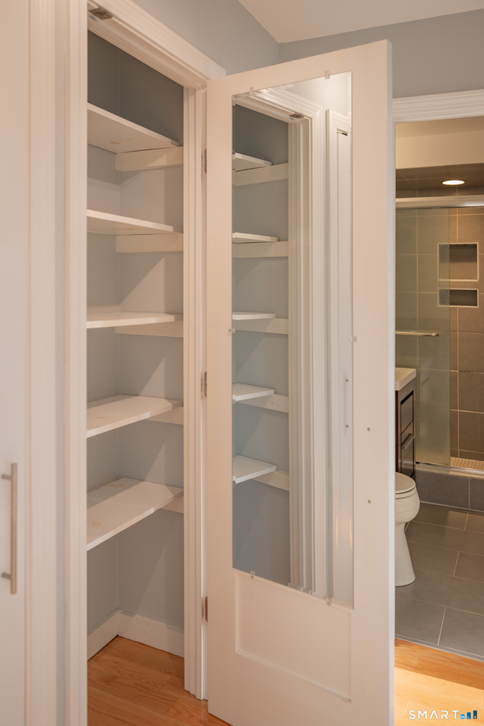 893 Farmington Avenue - Photo 6