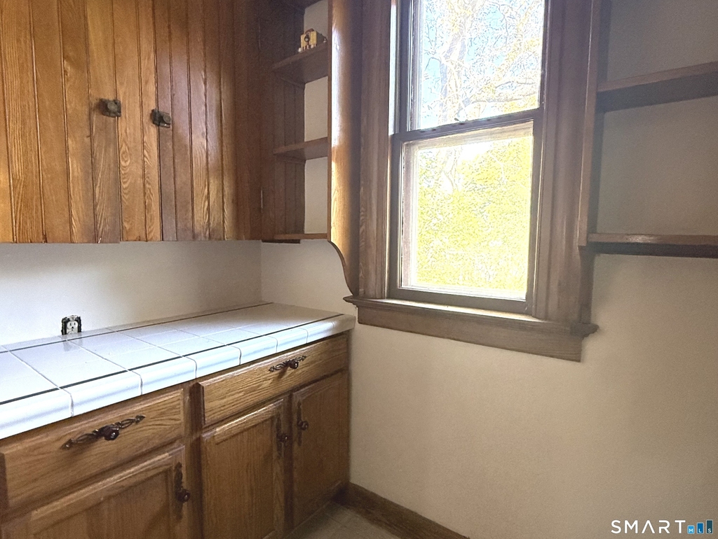 185 Curtis Street - Photo 5