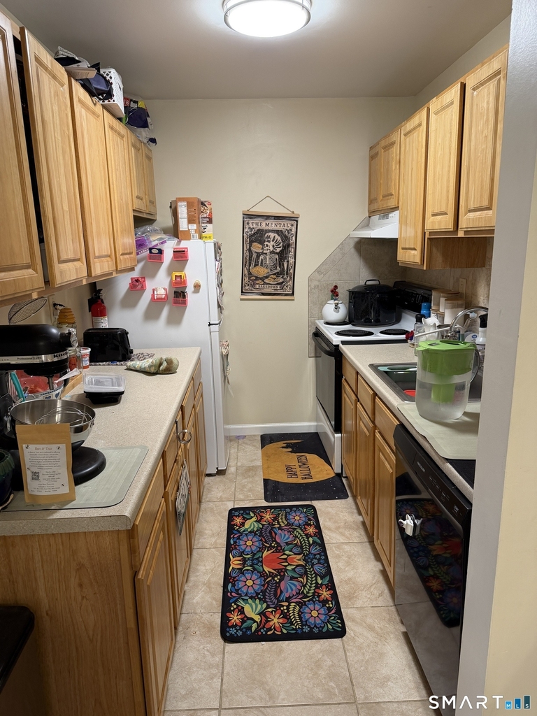 63 Glade Street - Photo 10