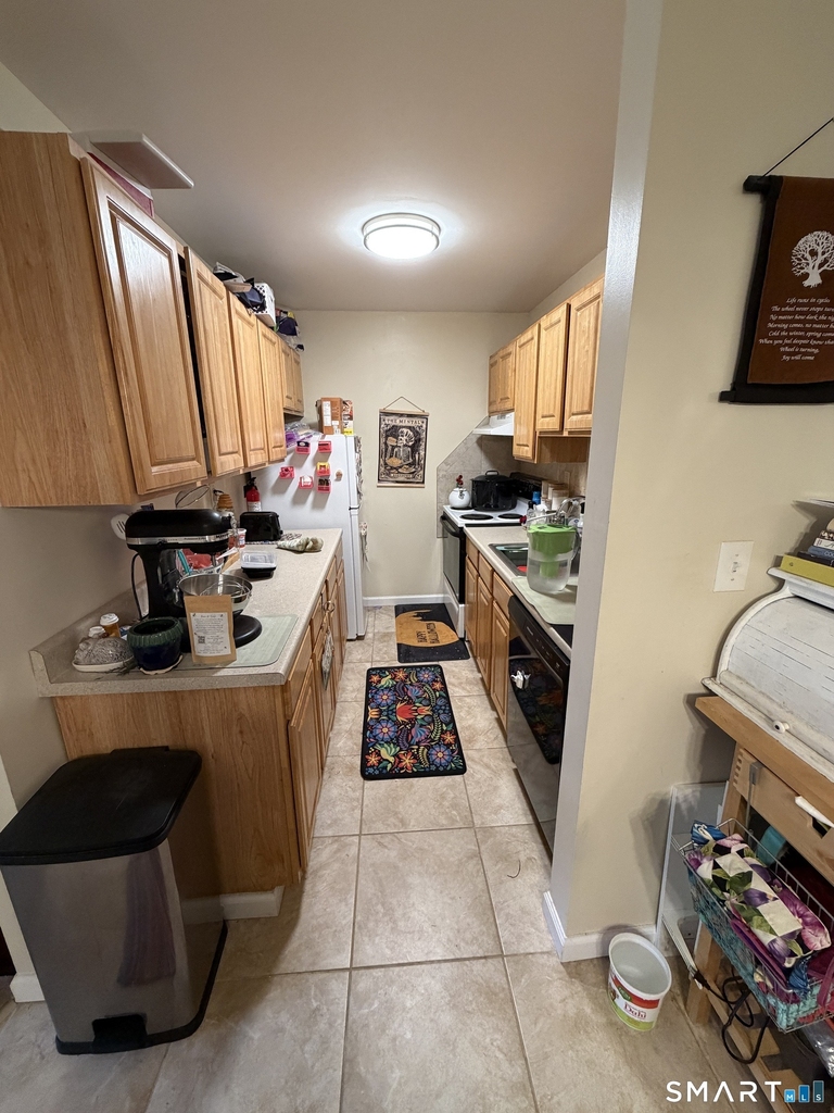 63 Glade Street - Photo 9