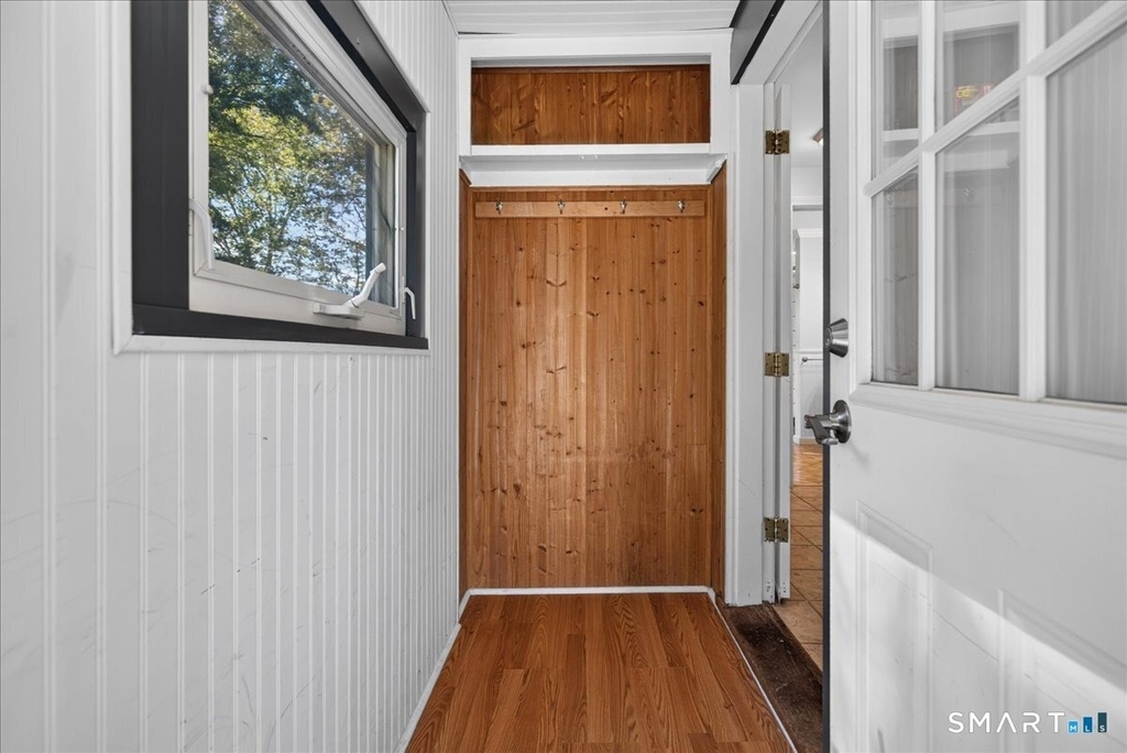 240 Derby Avenue - Photo 24