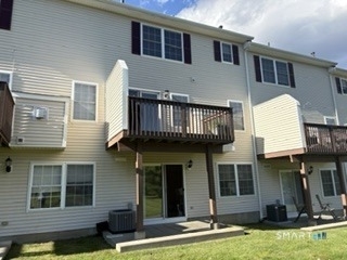 905 Larson Drive - Photo 5