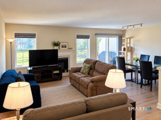 905 Larson Drive - Photo 2