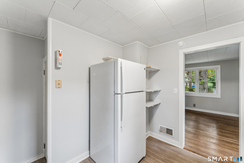4 Elgin Avenue - Photo 8