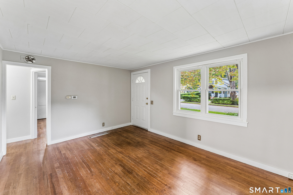 4 Elgin Avenue - Photo 4