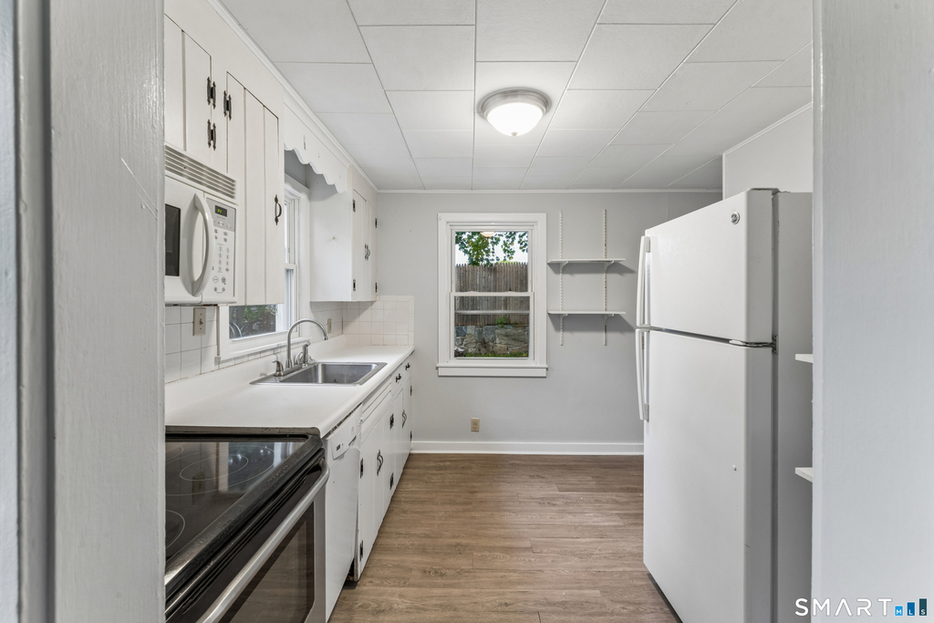 4 Elgin Avenue - Photo 5