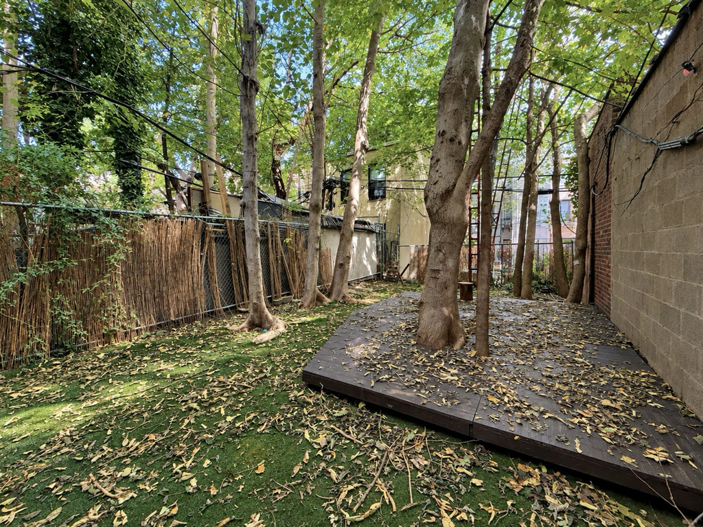 563 St Johns Place - Photo 3