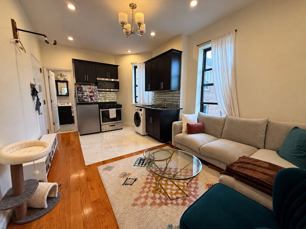 637 St Marks Avenue - Photo 5