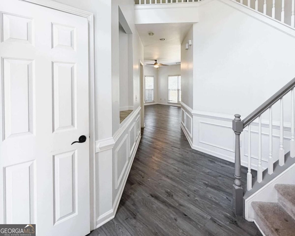 2435 Cross Springs Drive - Photo 4