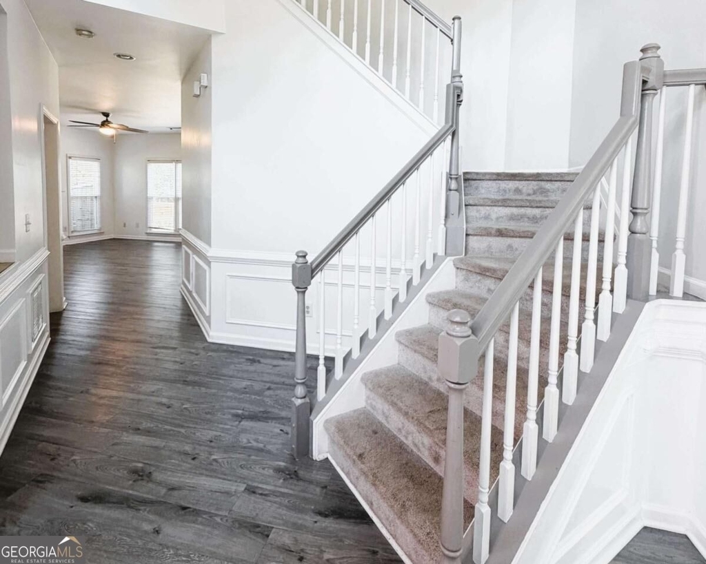 2435 Cross Springs Drive - Photo 5