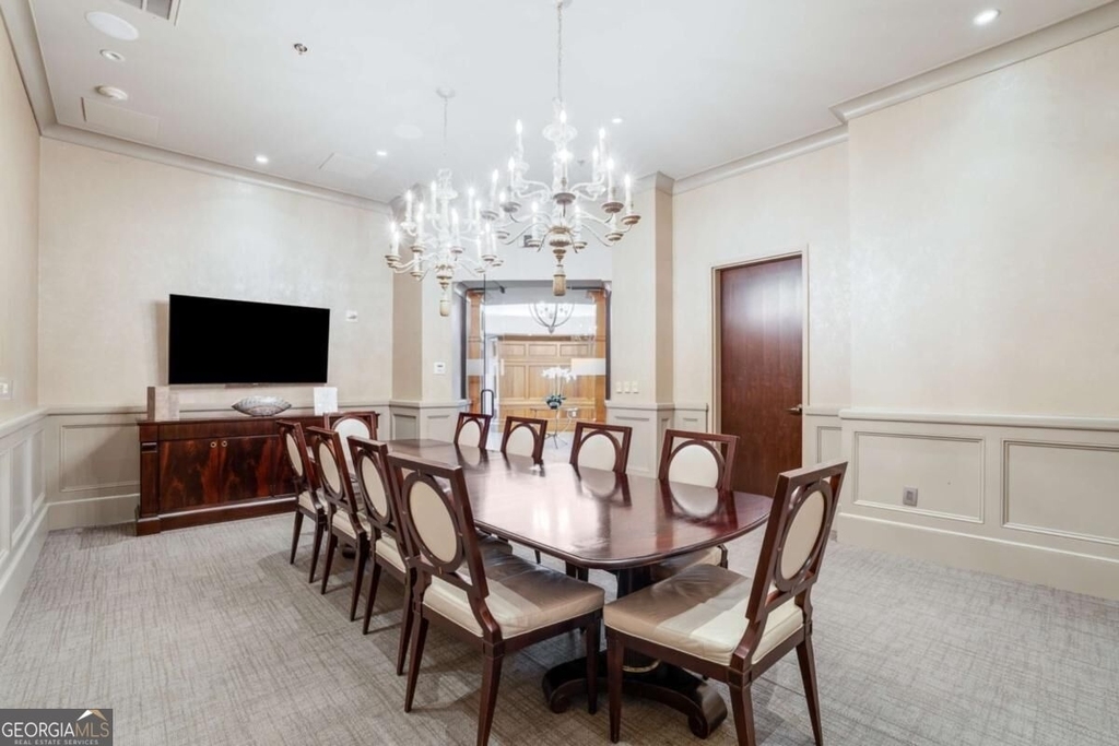 2233 Peachtree Road Ne - Photo 40