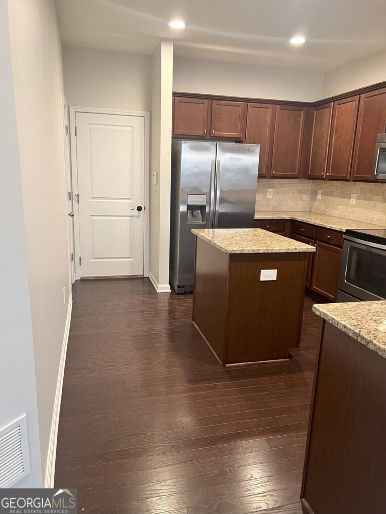 1374 Brookmere Way - Photo 9