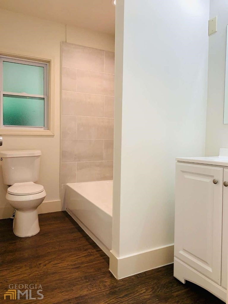 364 Brooks Avenue Sw - Photo 8