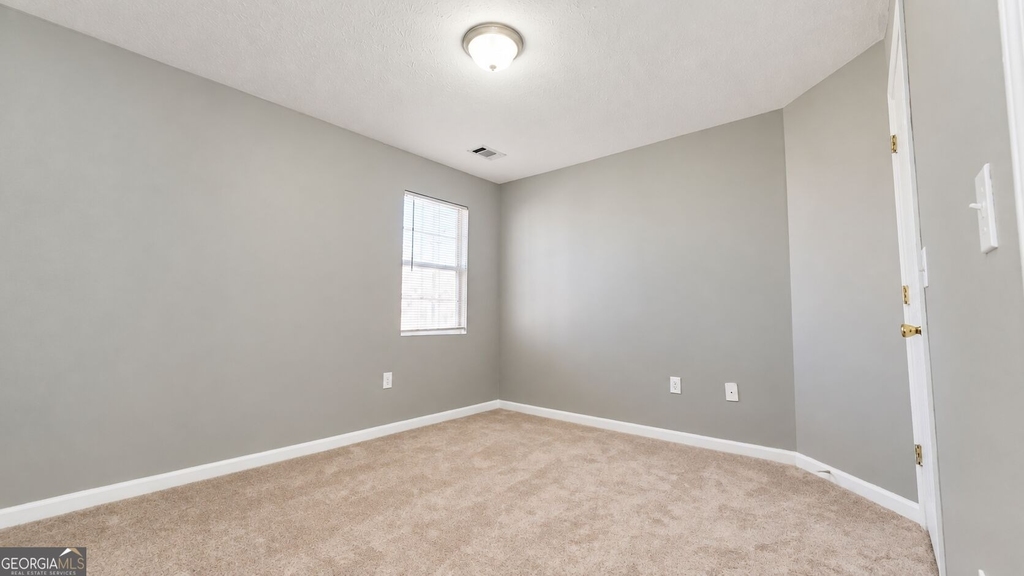 209 E Wilson Street - Photo 8