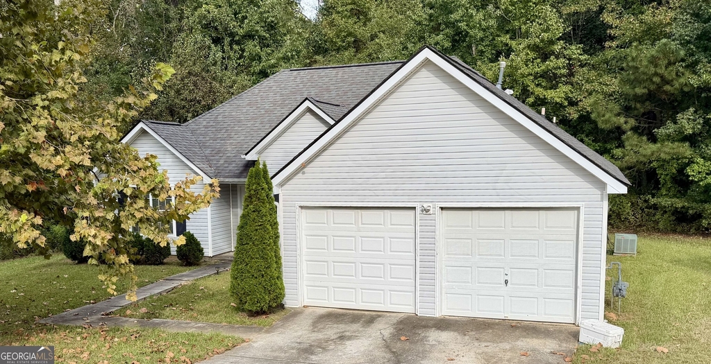 206 Goldleaf Drive - Photo 0