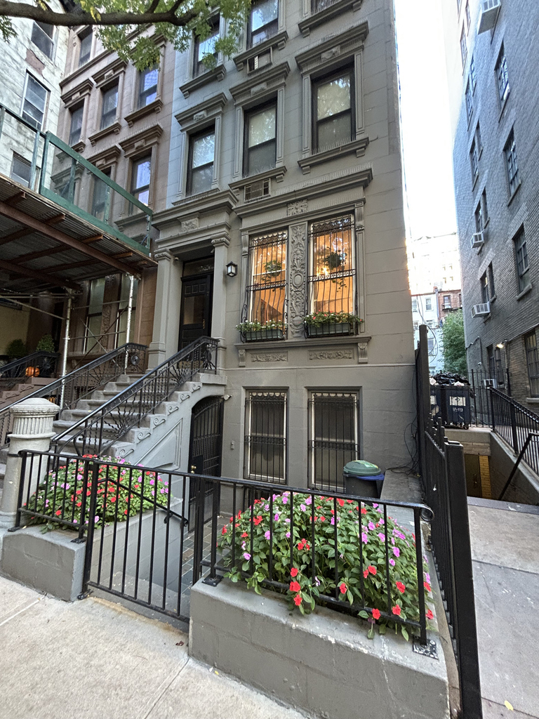 7 West 84th Street - Photo 0
