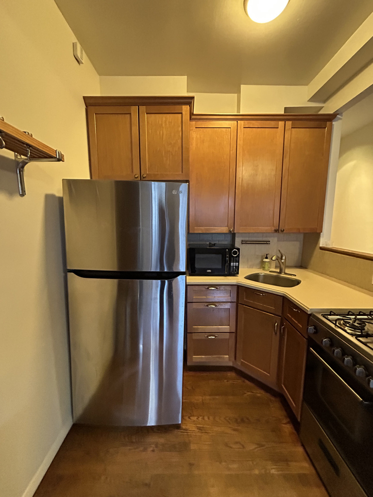 7 West 84th Street - Photo 12