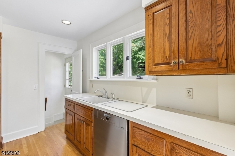 147 Glen Ave - Photo 16