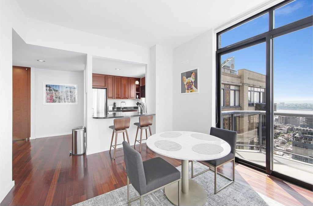 West 48th Street - Photo 5