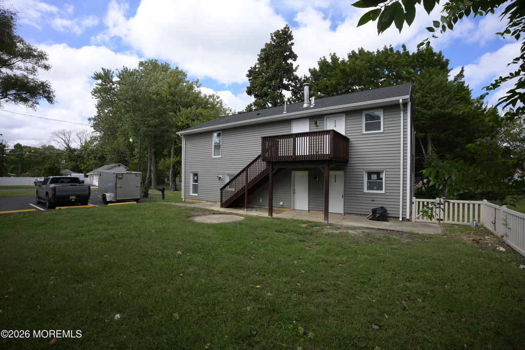 113 E Garwood Avenue - Photo 1