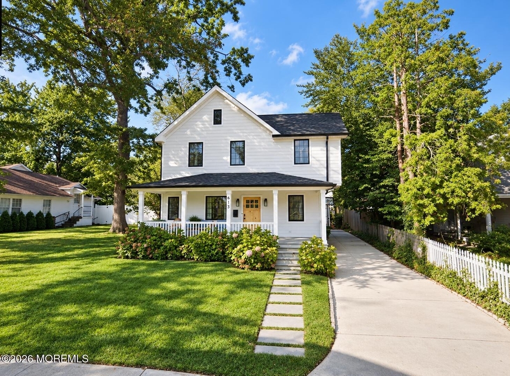 613 Myrtle Avenue - Photo 0