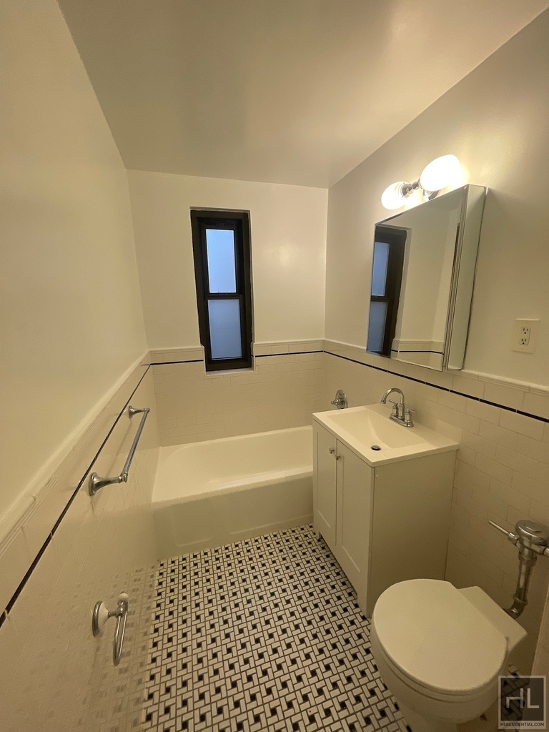 East 56 Street - Photo 22