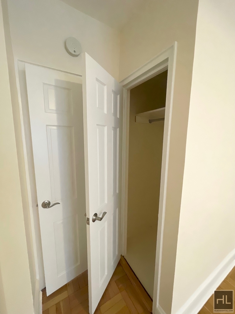 East 56 Street - Photo 20