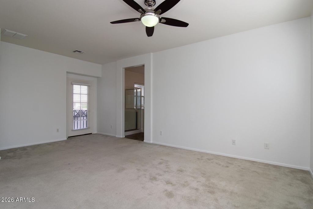 9134 S Roberts Road - Photo 12