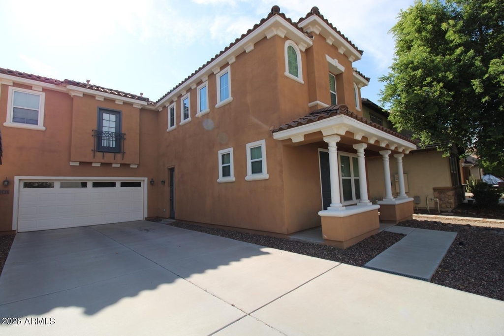 9134 S Roberts Road - Photo 1